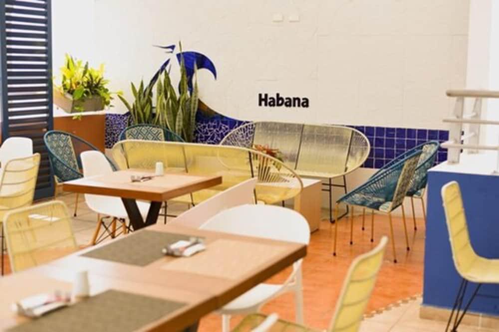 בוקארמנגה Hotel Buena Vista Express מראה חיצוני תמונה