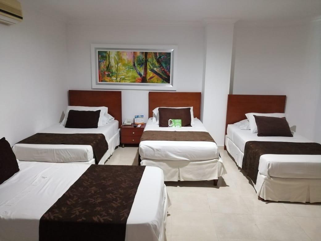 בוקארמנגה Hotel Buena Vista Express מראה חיצוני תמונה