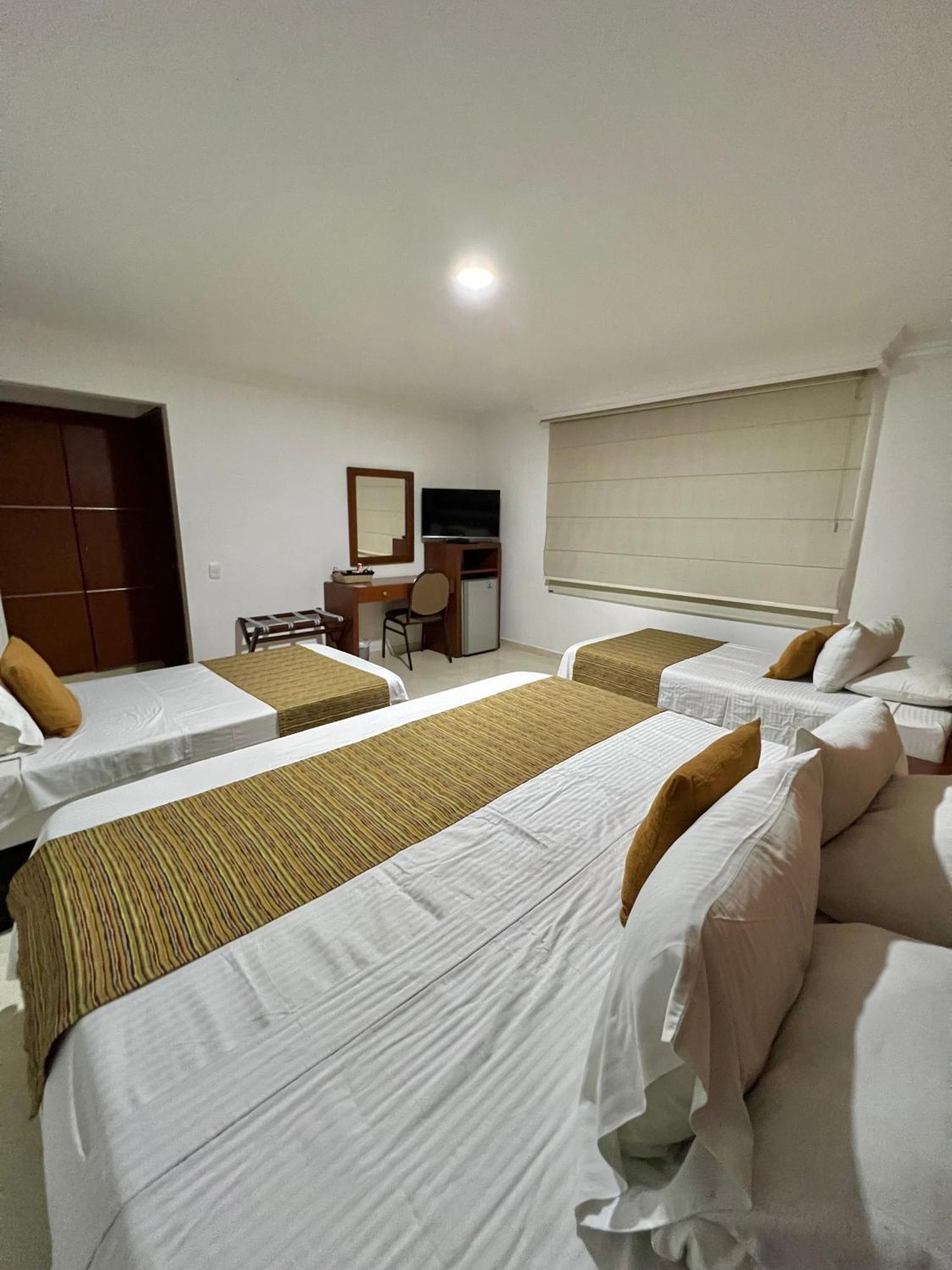 בוקארמנגה Hotel Buena Vista Express מראה חיצוני תמונה